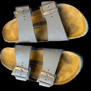 Women's Birkinstock Sandals US 37 - 6-6.5